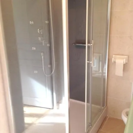House With 4 Bedrooms In Lucsurmer With Balcony And Wifi 200 M From The Beach Feriehus Luc-sur-Mer